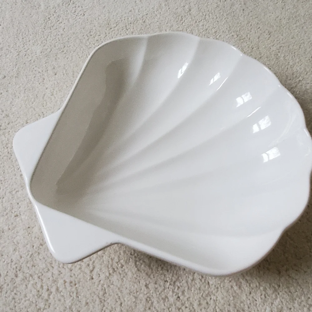 Pfaltzgraff white shell